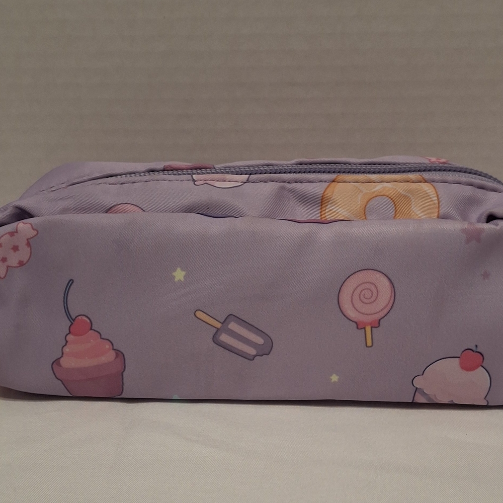 Sweet Lavender Cosmetics Makeup Pouch Nwot
